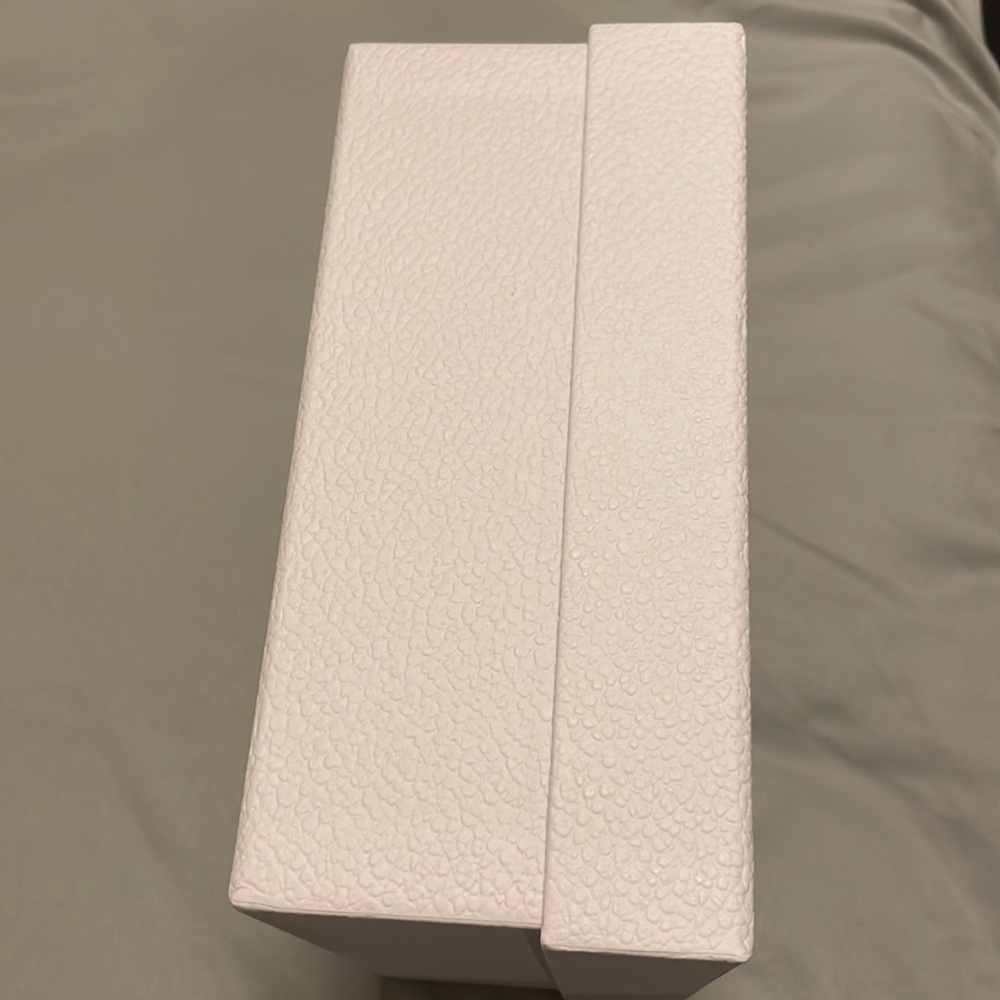 Authentic Dior Dust box - Picture 5 of 9